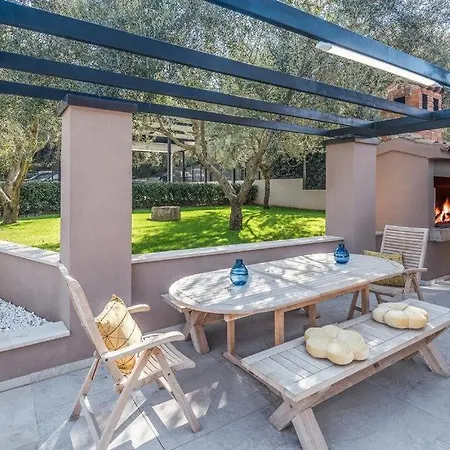 Maruge By Guide Villa Pula