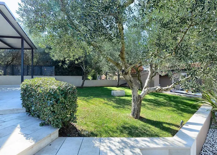 Вілла Maruge By Guide