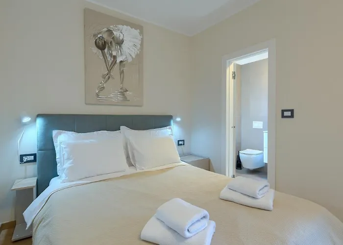 Villa Maruge By Guide *